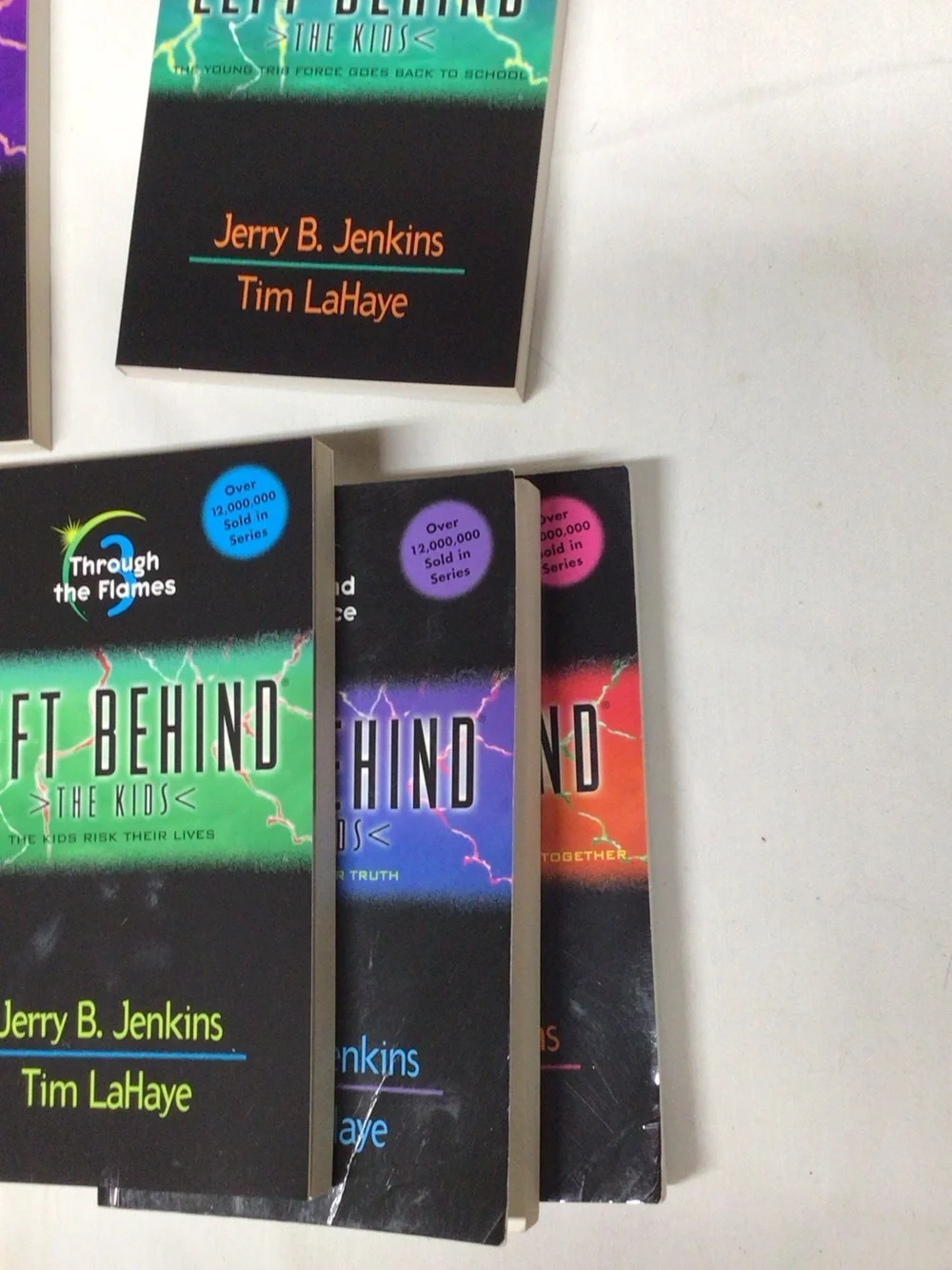 Left Behind: The Kids Collection 1 Box Set - Black/Green